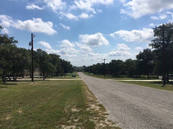 4th image of 245 Great Oaks Blvd