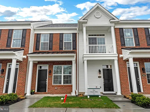 40 Ivy Ln #78, Levittown, PA 19055