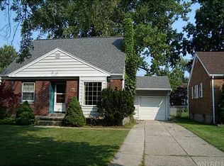 57 Garland Dr, Amherst, NY 14226