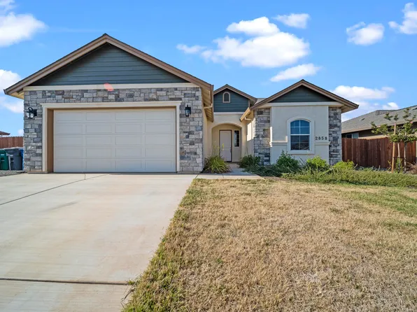 2858 Ukonom Dr, Redding, CA 96002