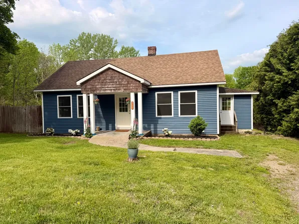 3697 Main St, Willsboro, NY 12996