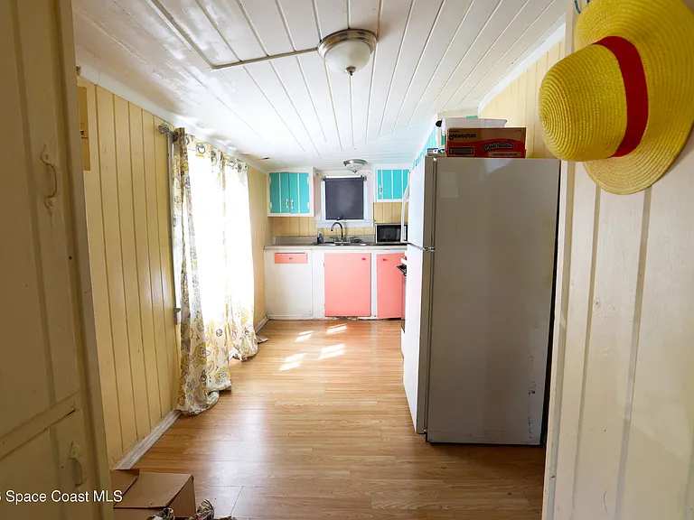 317 Pineda St #B — Photo 16