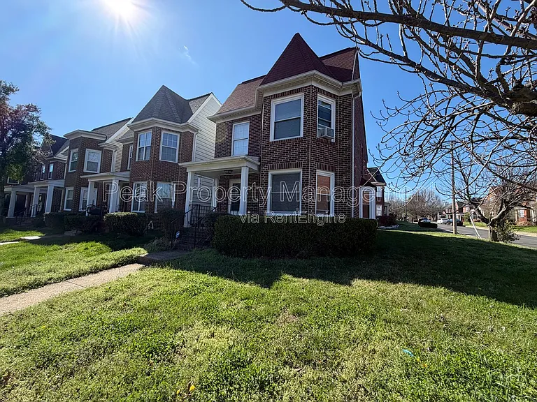 500 Bethany Dr — Photo 4