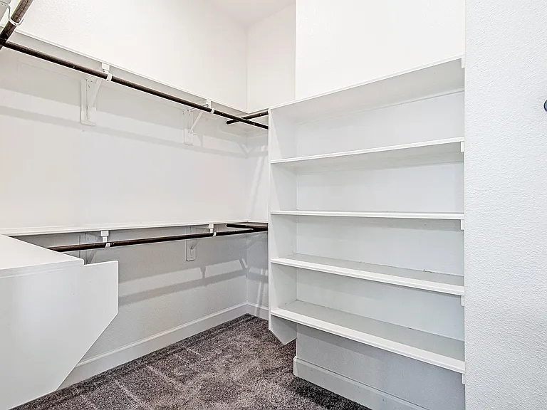 4002 Maple Glen Dr — Photo 22
