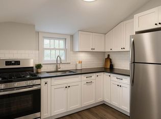 31-17 12th St #2, Astoria, NY 11106