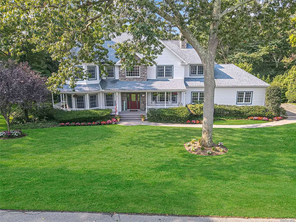 1st image of 14 Whistler Hill Ln
