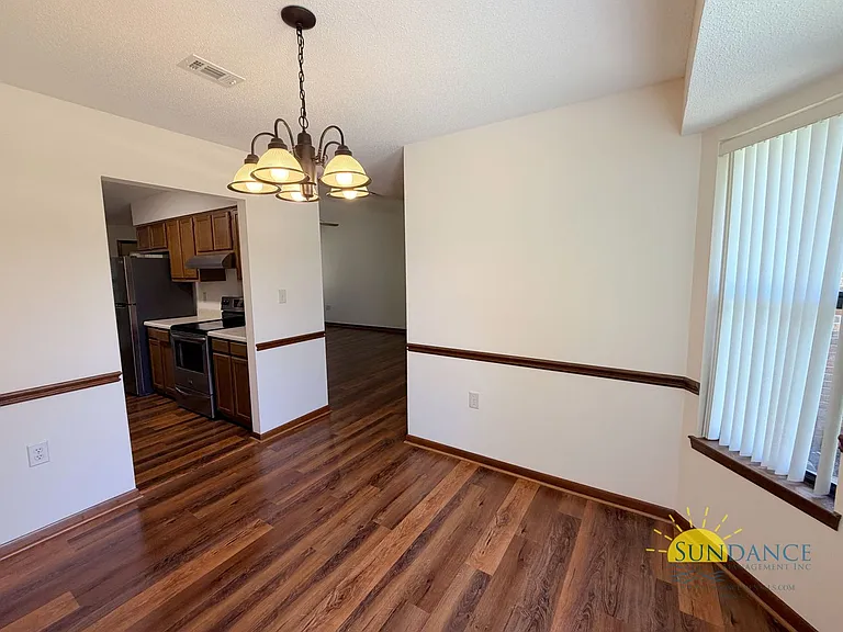 1055 Quail Hollow Dr — Photo 10