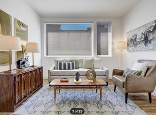 121 12th Ave E #301, Seattle, WA 98102