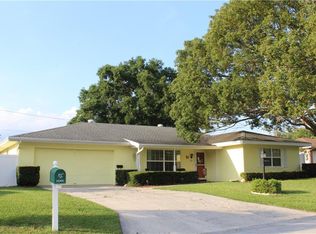 208 Chaucer Ln, Winter Haven, FL 33884