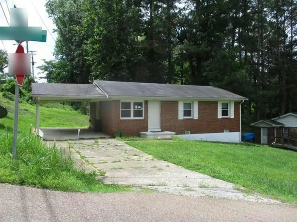 305 Greenacres Dr, Paris, TN 38242