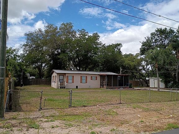 3rd image of 10411 Ratell Ave