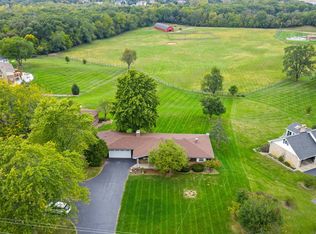 1406 W Lincoln Rd, McHenry, IL 60051