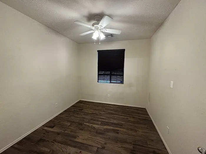 23733 S 209th Pl — Photo 14