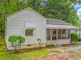 728 Bridges Dr, High Point, NC 27262