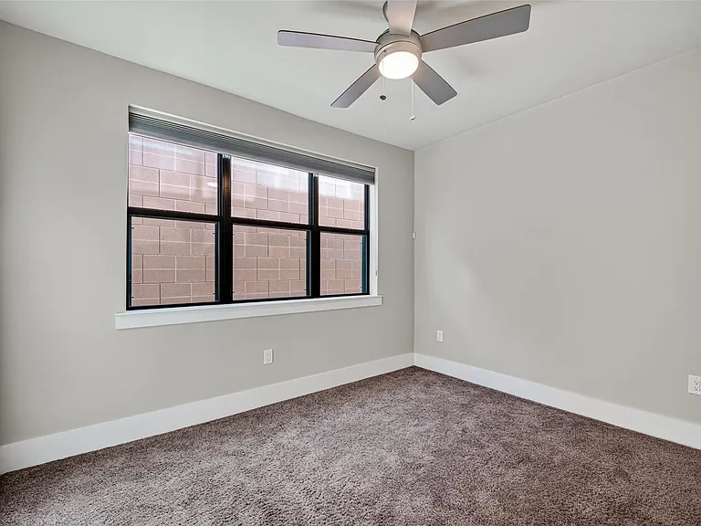 2401 Crawford St #B209 — Photo 27