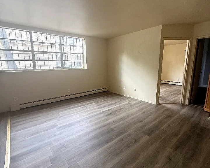 75 E Park St #8A — Photo 3