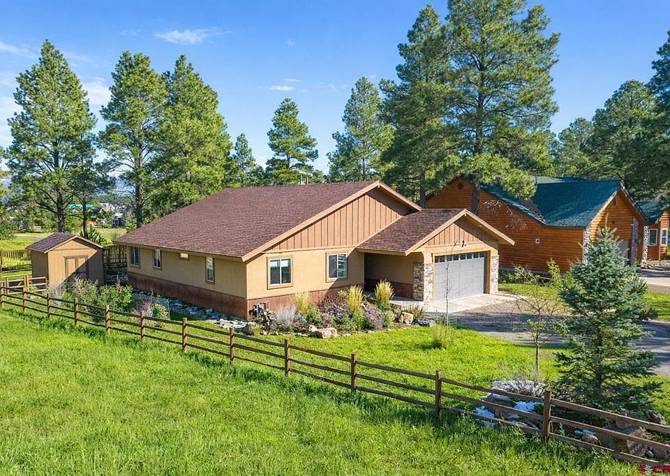 1st image of 617 Oakwood Circle