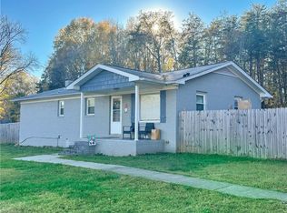 617 Long St, Eden, NC 27288