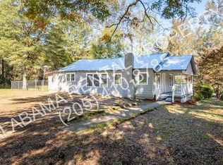 5216 Henderson Rd, Adamsville, AL 35005