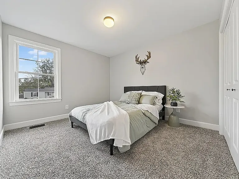 112 Mapleview Dr — Photo 19