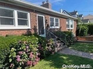 142 Flamingo St, Atlantic Beach, NY 11509