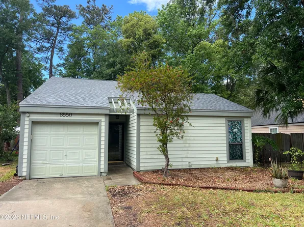 8550 Goldeneye Ln, Jacksonville, FL 32217