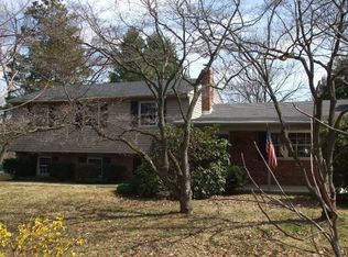 800 E Philip Dr, Phoenixville, PA 19460