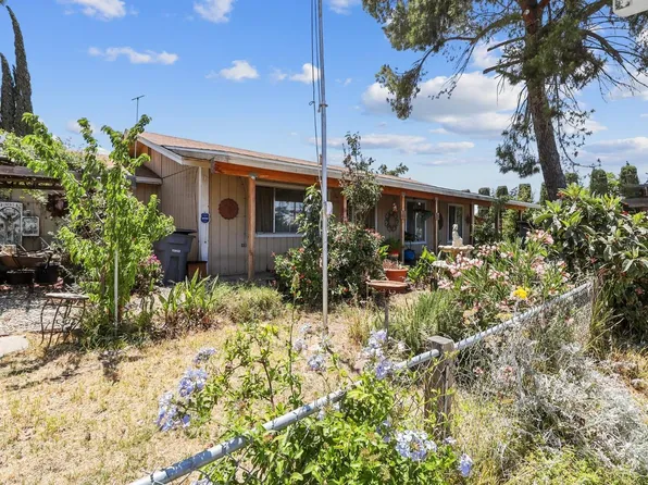 2525 Palo Alto St, Dos Palos, CA 93620