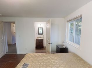 1546 Jones Dr #3, Ann Arbor, MI 48105