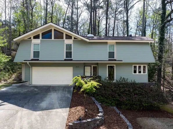 2435 Wine Ridge Dr, Birmingham, AL 35244