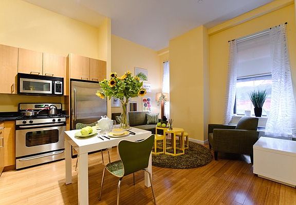 5th image of 90 West St APT 9x