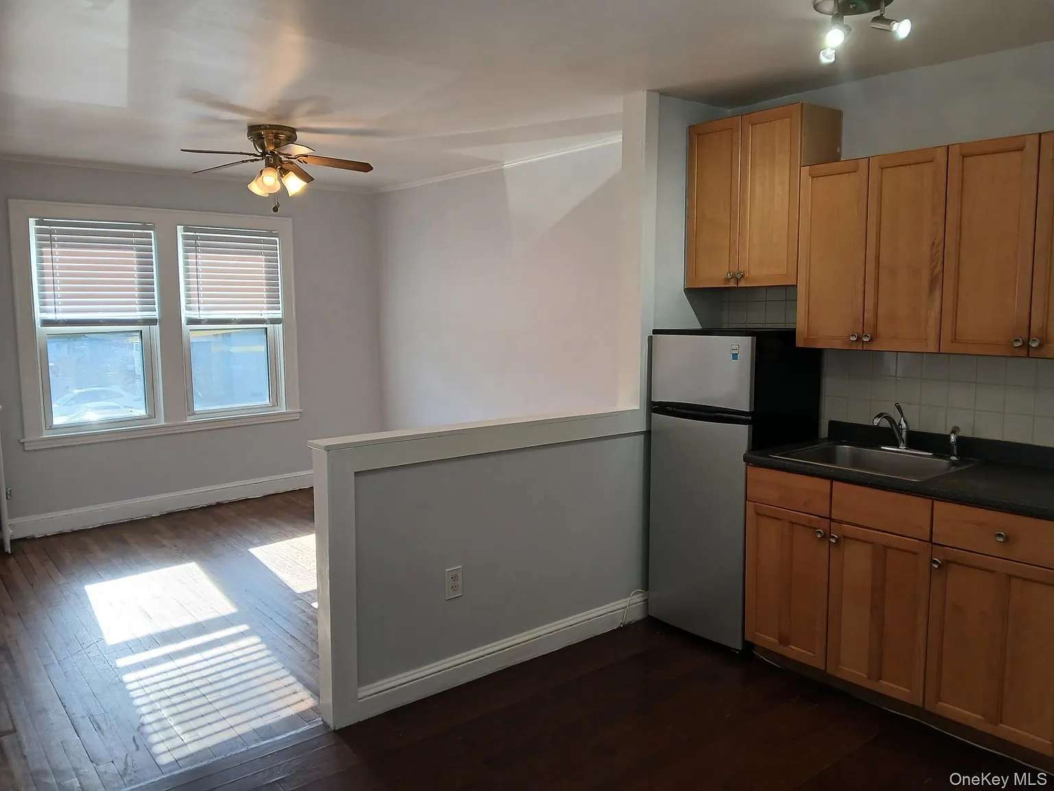 2 bed, 1.0 bath, 700 sqft, $2,675 — Photo 3