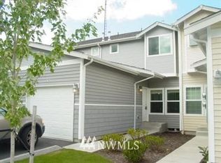 617 7th St SE APT E16, Puyallup, WA 98371