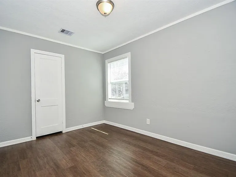 7334 Mountbatten Rd — Photo 19