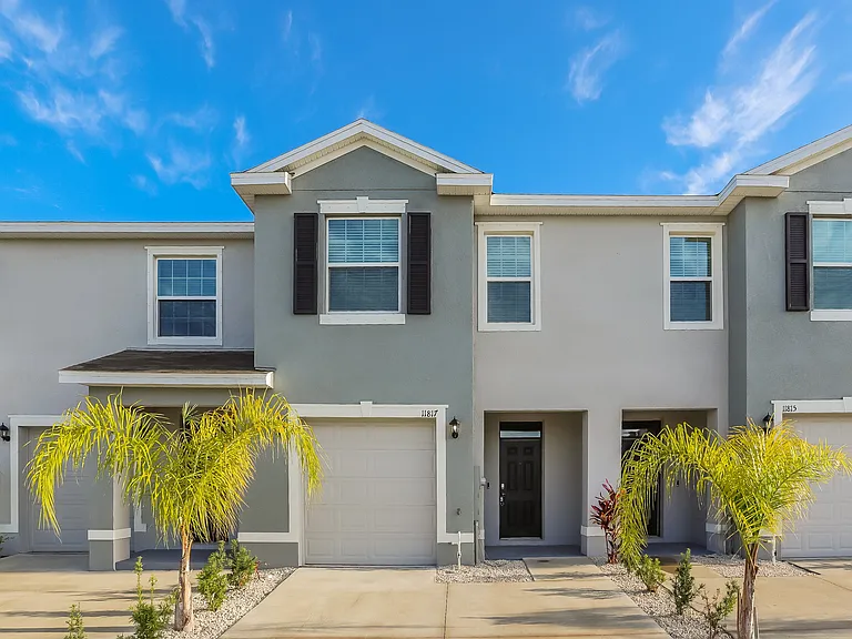 11817 Mountain Retreat Ln — Photo 1
