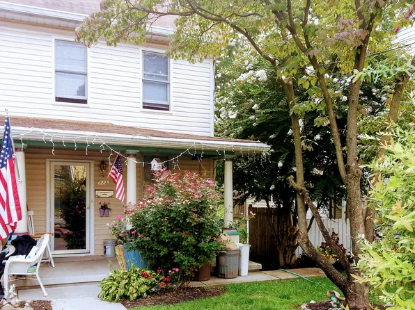 525 Spring St, Middletown, PA 17057