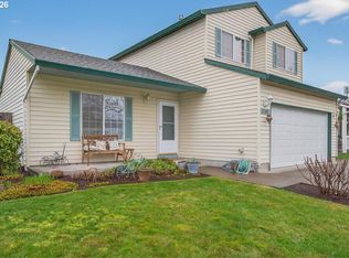 51685 SE 2nd St, Scappoose, OR 97056