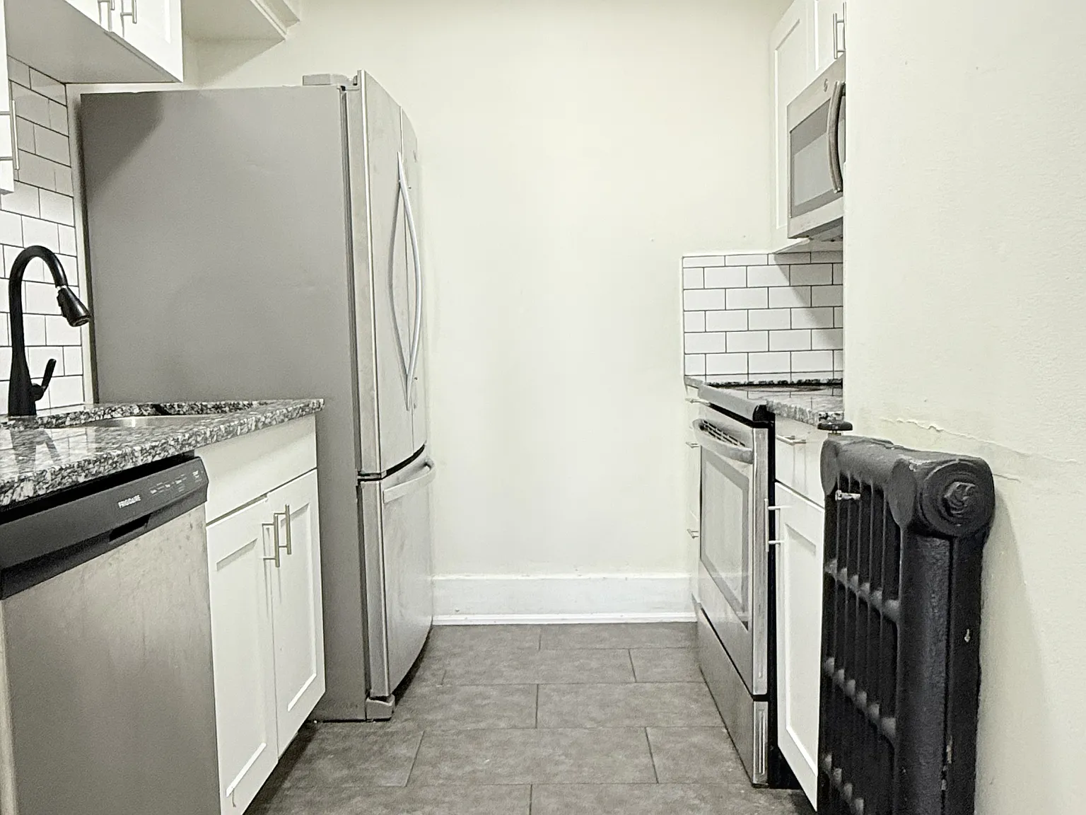 2 bed, $1,313 — Photo 3