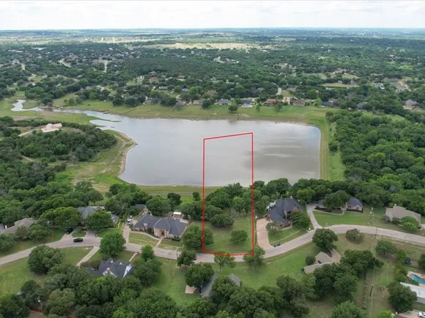 141 Lakeview Dr, Aledo, TX 76008