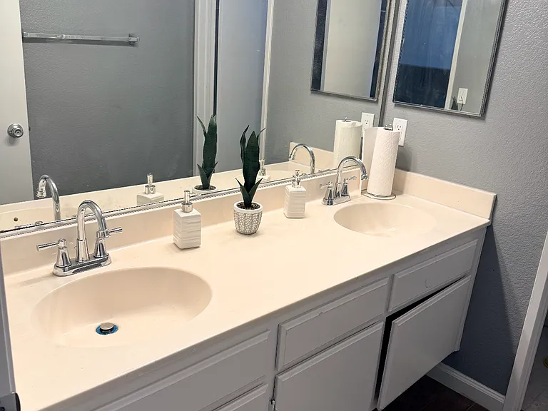 14331 Aaron Ct — Photo 10