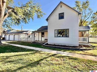 146 Jackson Ave, Seward, NE 68434