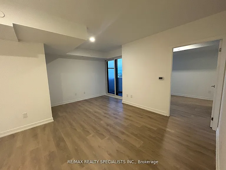 1100 Sheppard Ave W #1005 — Photo 10