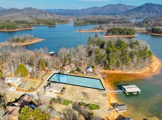 1670 Hedden Cove Rd, Hiawassee, GA 30546
