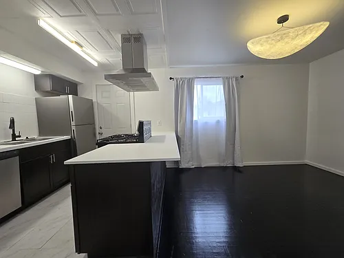 470 Zahn Dr #2 Photo 1