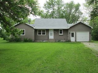 512 Standring St, Corwith, IA 50430