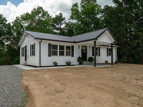 2nd image of 3638 Cherry Ridge Rd