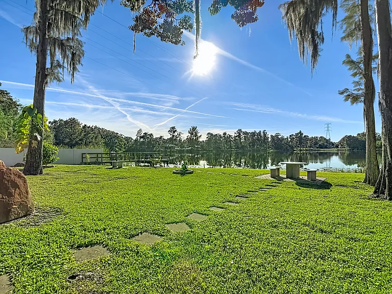 17208 Orangewood Dr — Photo 58