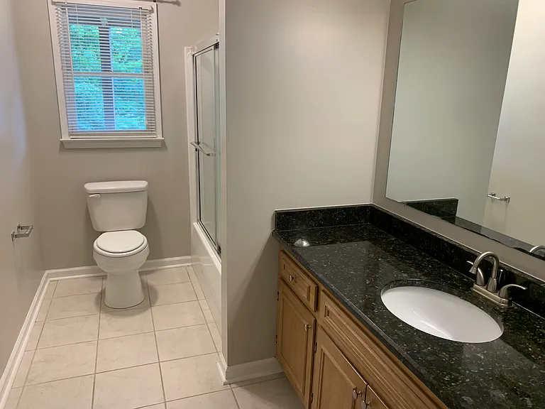 516 Bent Oak Ct — Photo 5