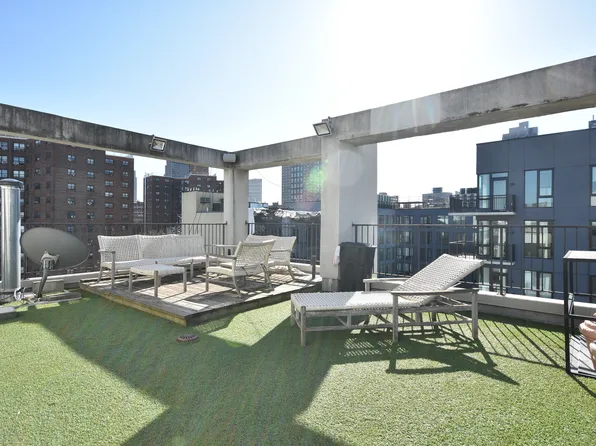 102 Gold Street image 9 of 10