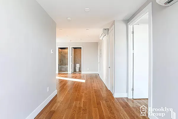 Rented by Brooklyn Group | media 10